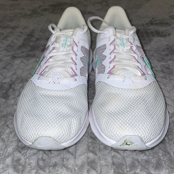 Nike Downshifter Cw3413-101 White Running Shoes Womens Size 10. - Picture 4 of 12
